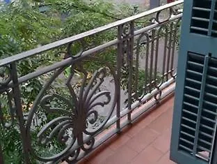 Apolo بيت ضيافة 2*