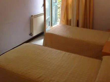 Apolo بيت ضيافة